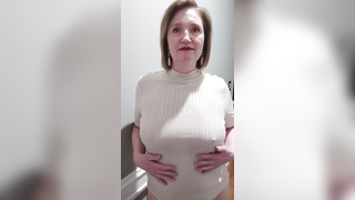 Like My Mature Tits and Pokies?